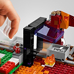 Lego Minecraft 21143-4
