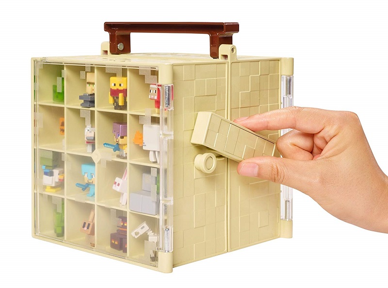 mattel-minecraft-mini-figure-collector-case-4