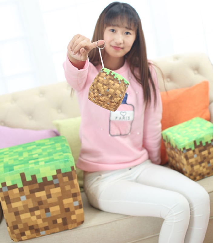 nhoi-bong-minecraft-hinh-cuc-dat-2